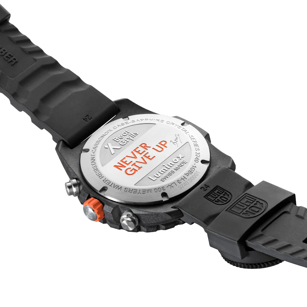 XB.3748 Bear Grylls Survival Master Watch - XB.3748 - Image 4